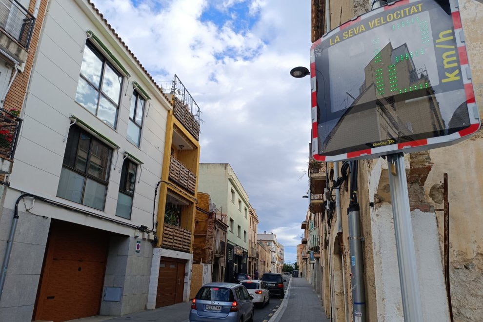 Un radar pédagogique installé dans une communale de la ville catalane de Reus.
